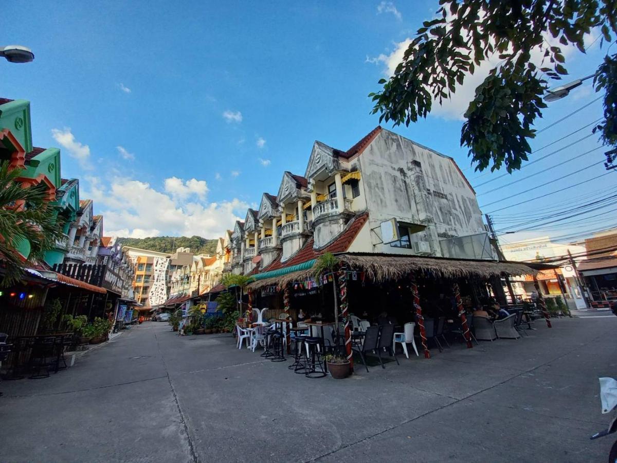 Patong Andaman Place Guesthouse מראה חיצוני תמונה