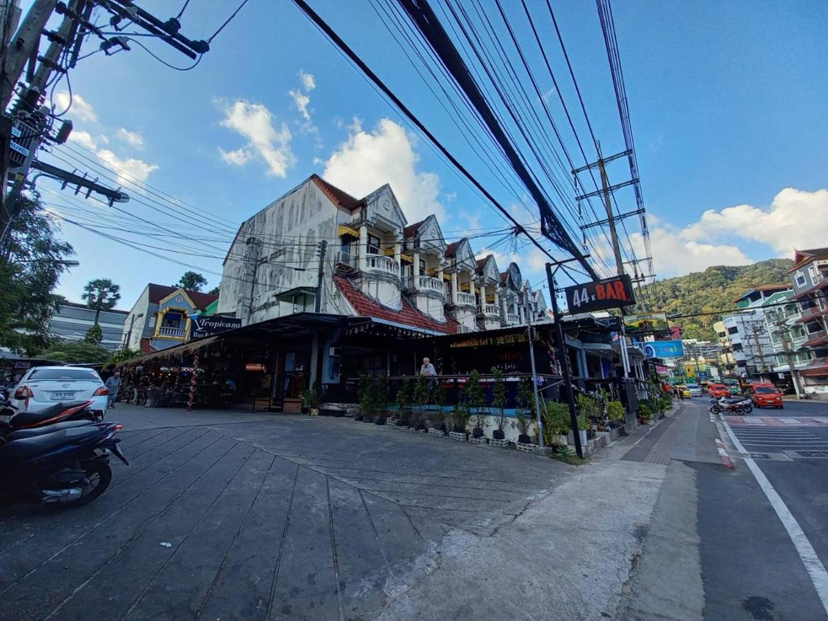 Patong Andaman Place Guesthouse מראה חיצוני תמונה
