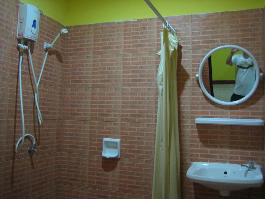 Patong Andaman Place Guesthouse חדר תמונה