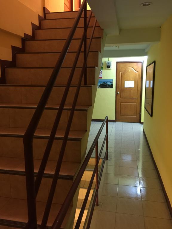 Patong Andaman Place Guesthouse מראה חיצוני תמונה