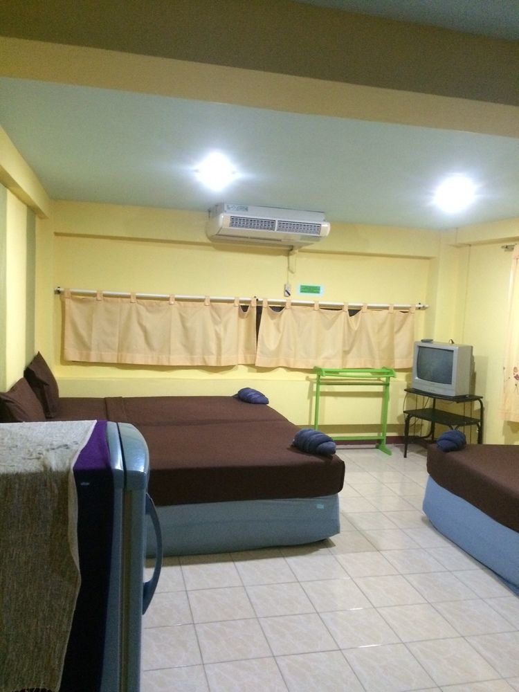 Patong Andaman Place Guesthouse מראה חיצוני תמונה