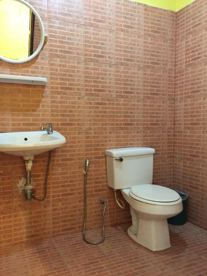 Patong Andaman Place Guesthouse מראה חיצוני תמונה